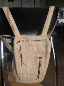Nesselstoffrucksack, hand genäht